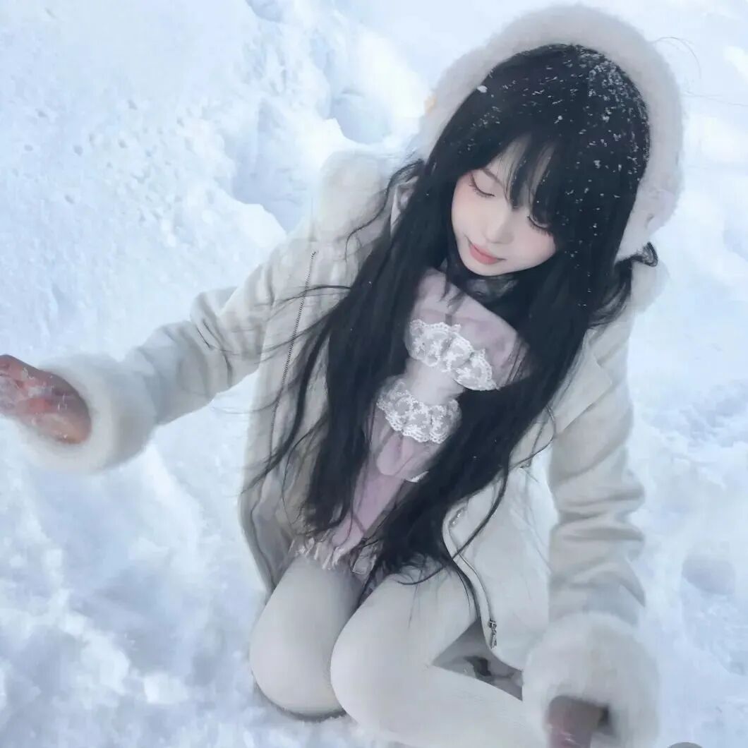 冬天甜妹女生头像