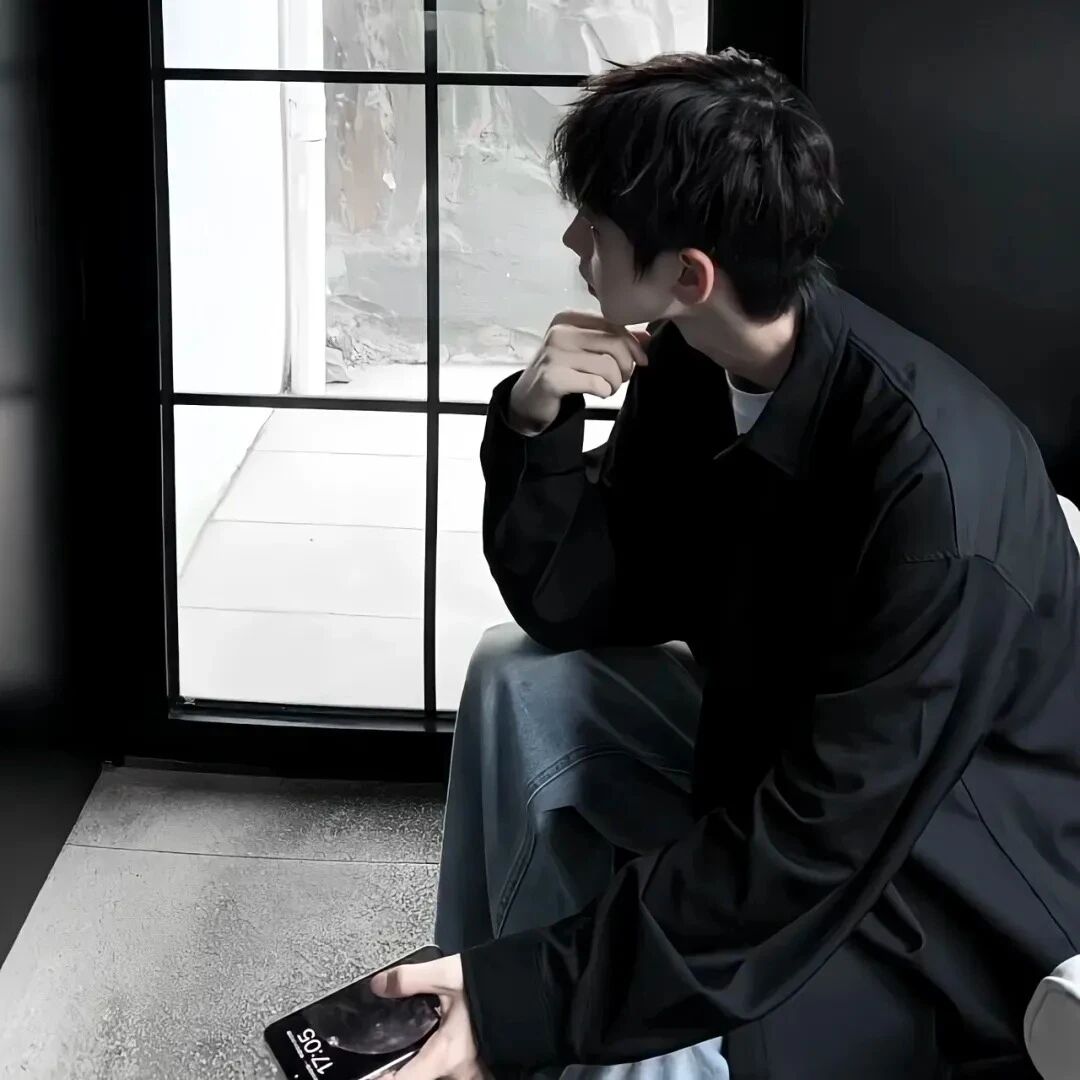帅气侧脸男生头像