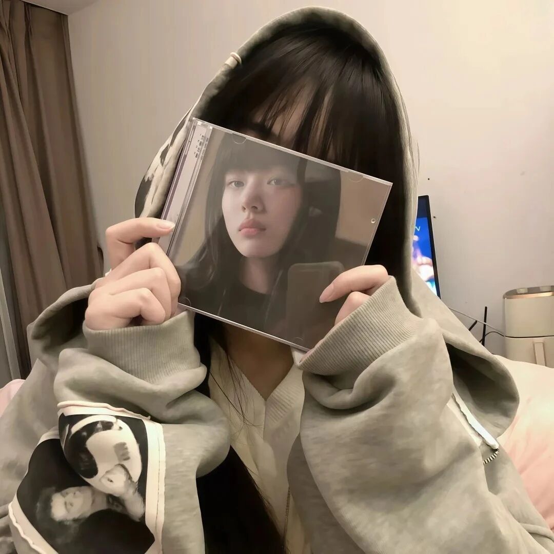 拿照片少萝不露脸女生头像