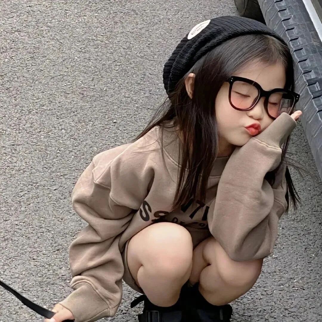 小女孩萌娃头像