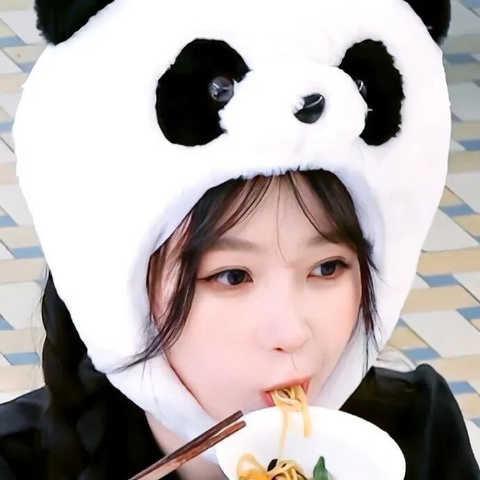 虞书欣爱豆吃饭女生头像
