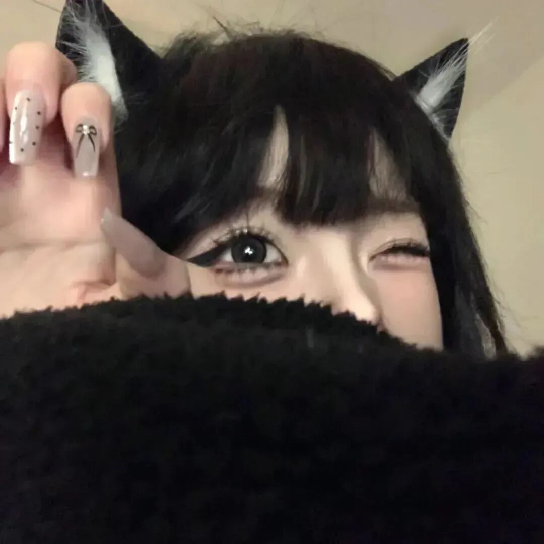 耳朵少萝女生头像