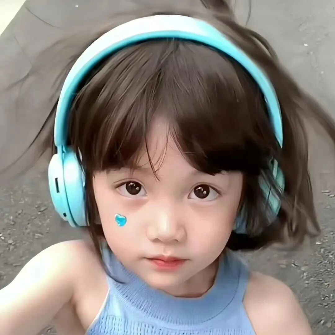 小女孩萌娃头像