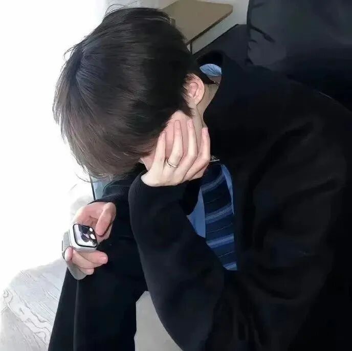 权威不露脸男生头像
