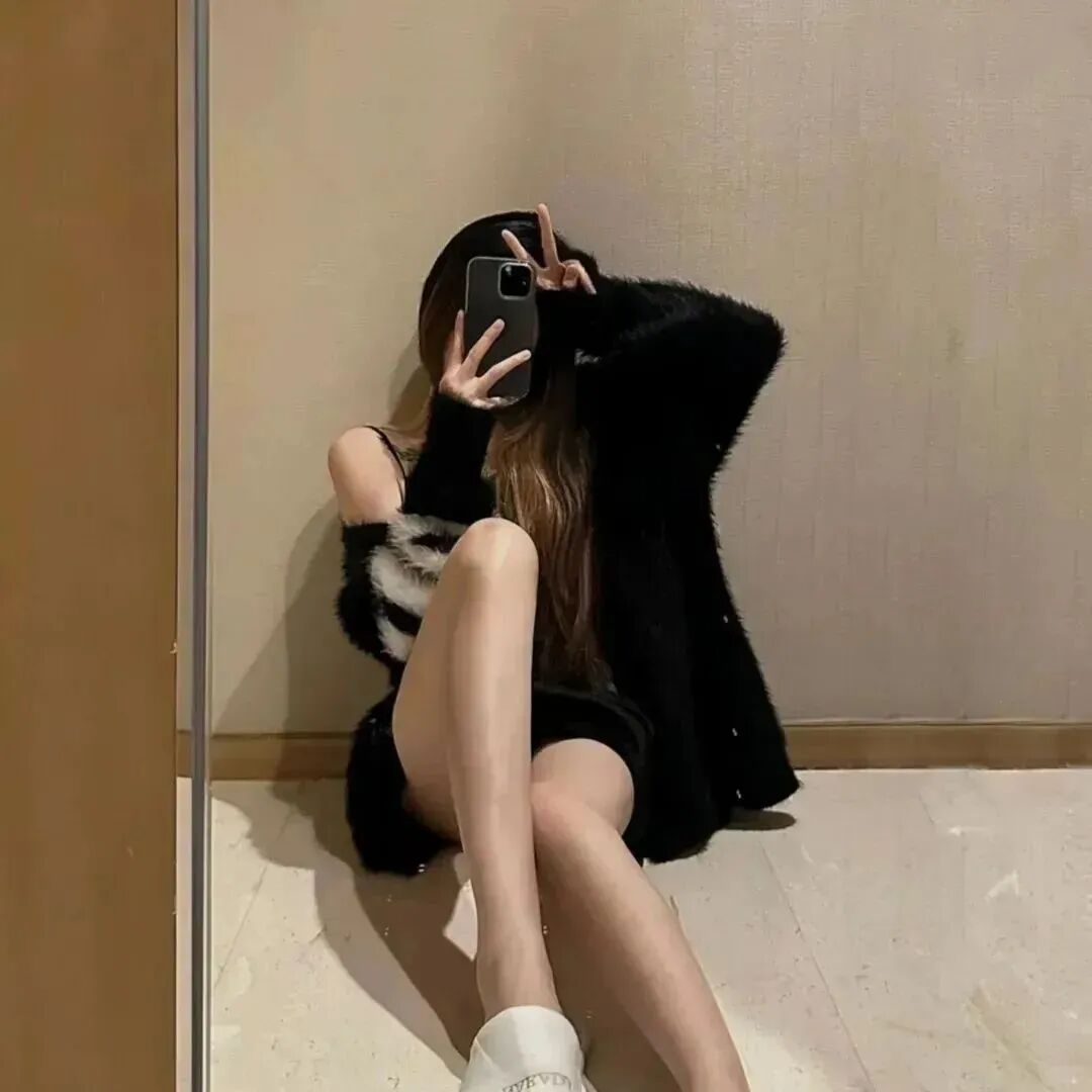 zuodishanbanlv自拍手机真人情侣头像