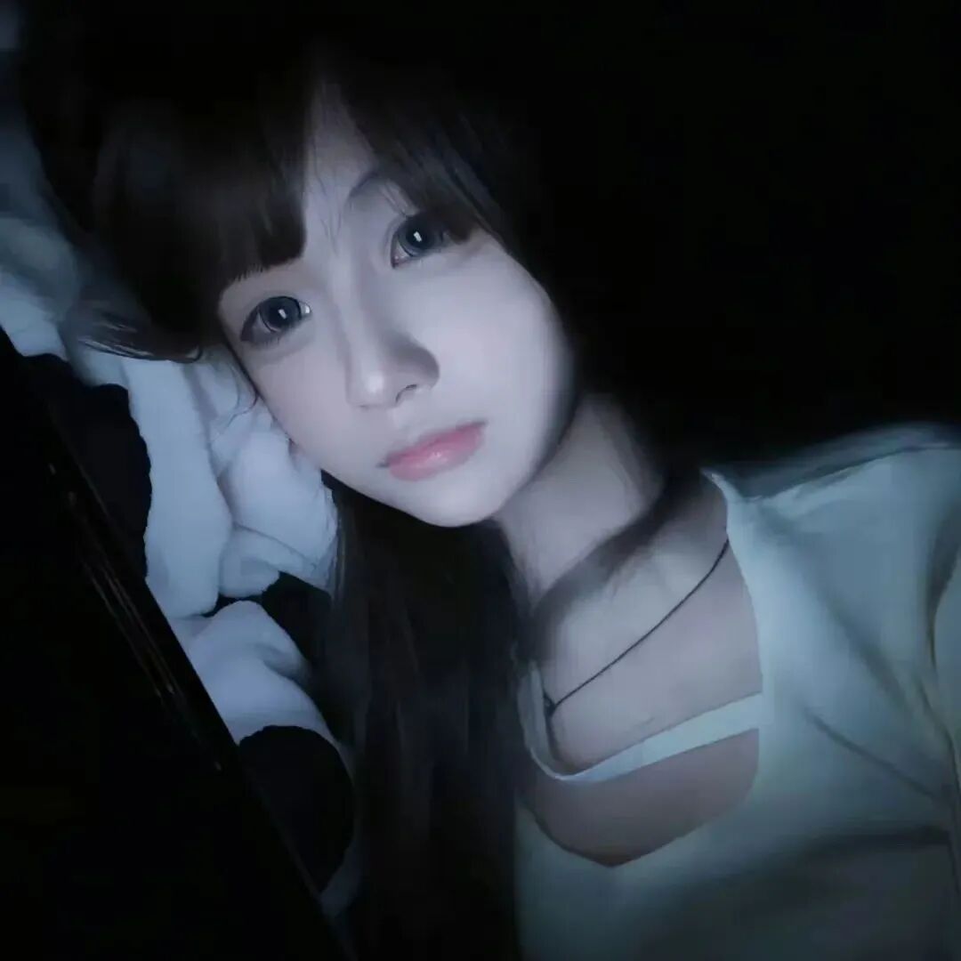 纯欲女生头像