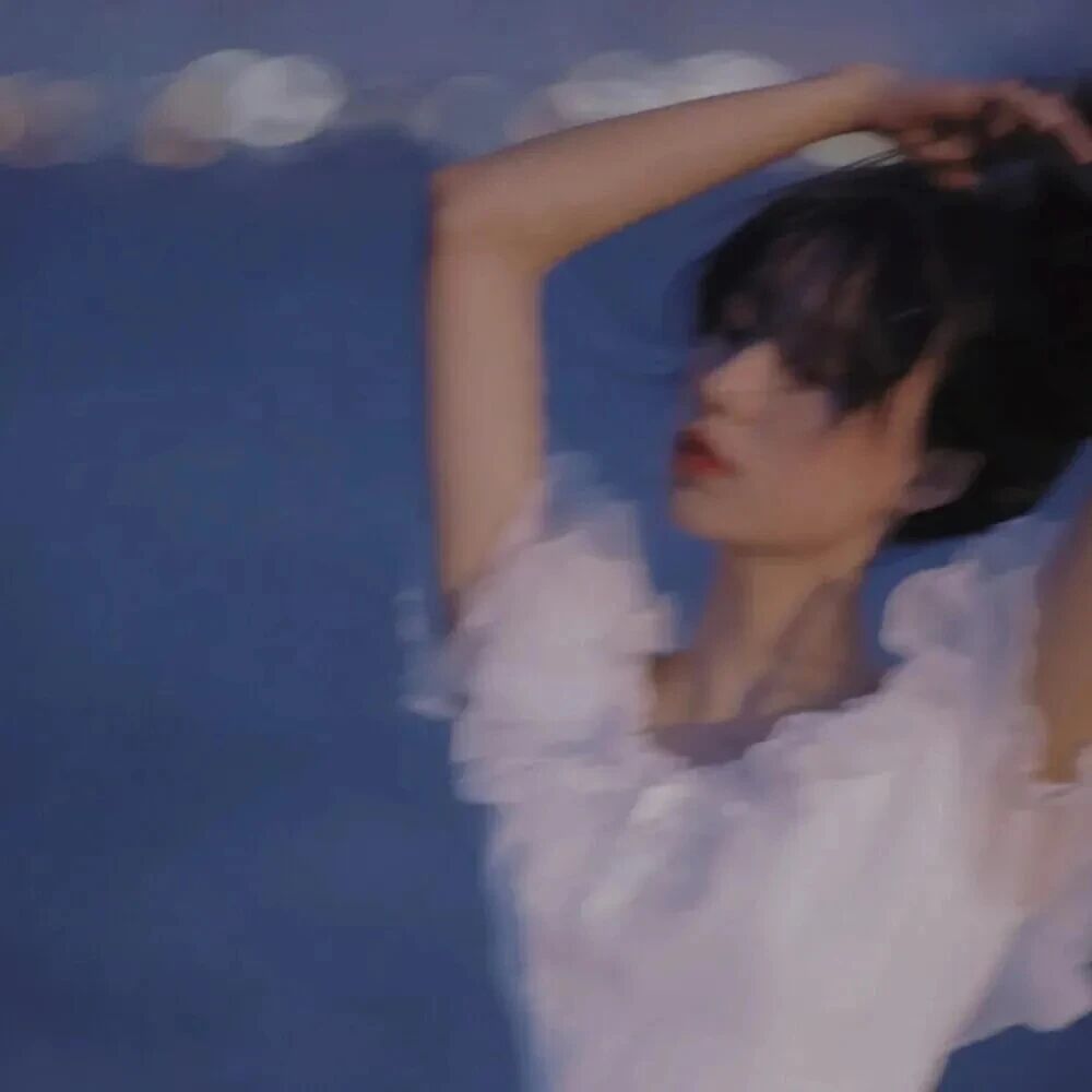 氛围感女生头像