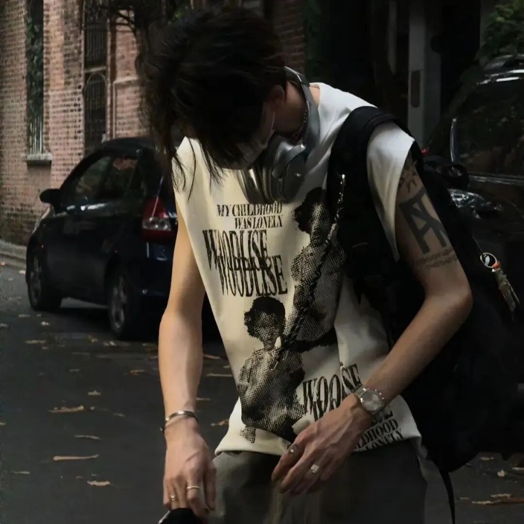 个性不露脸男生头像