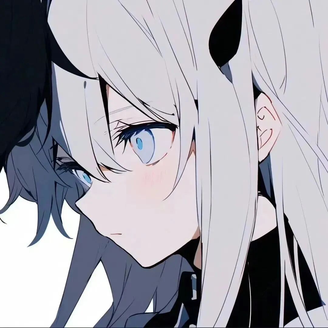 zrngjqiuvnmbanlv动漫情侣头像