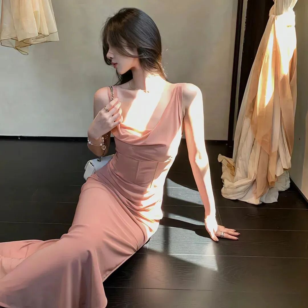 气质侧脸女生头像