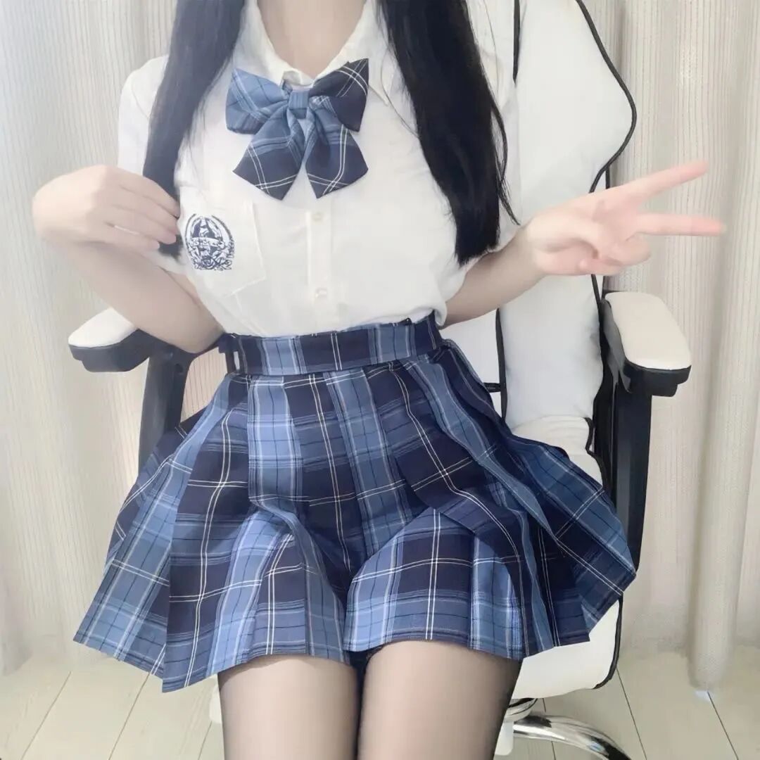 jk制服不露脸女生头像