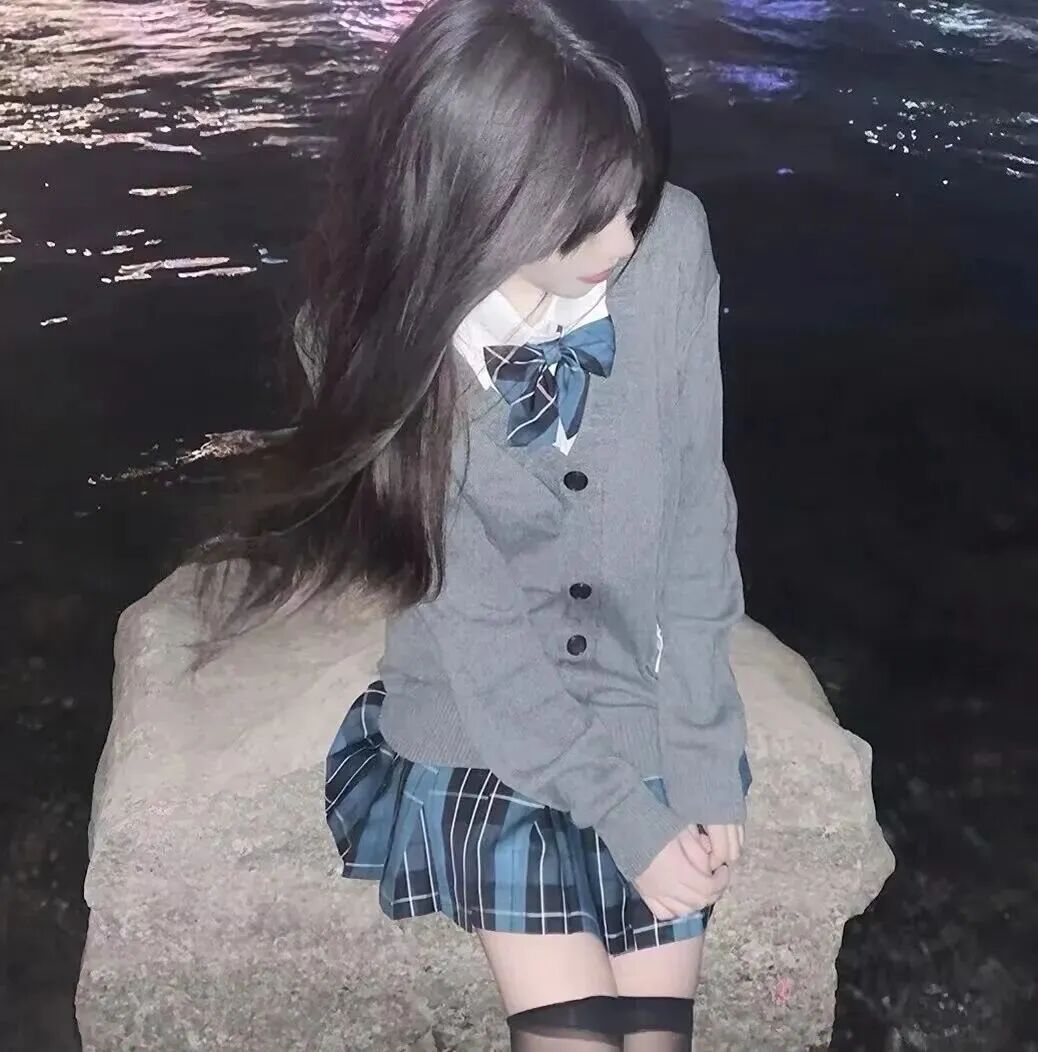 jk制服海边小众侧脸女生头像