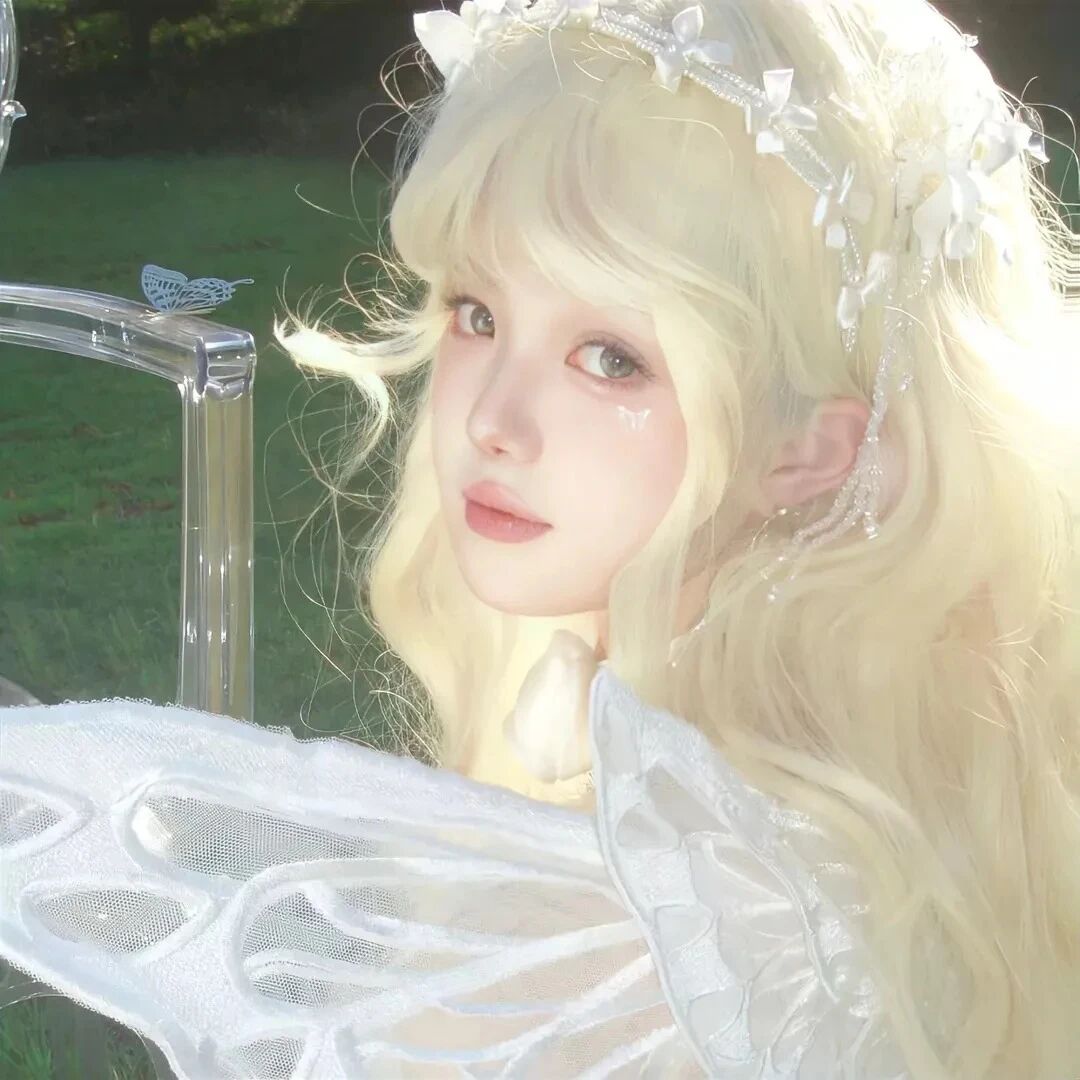 氛围感天使女生头像
