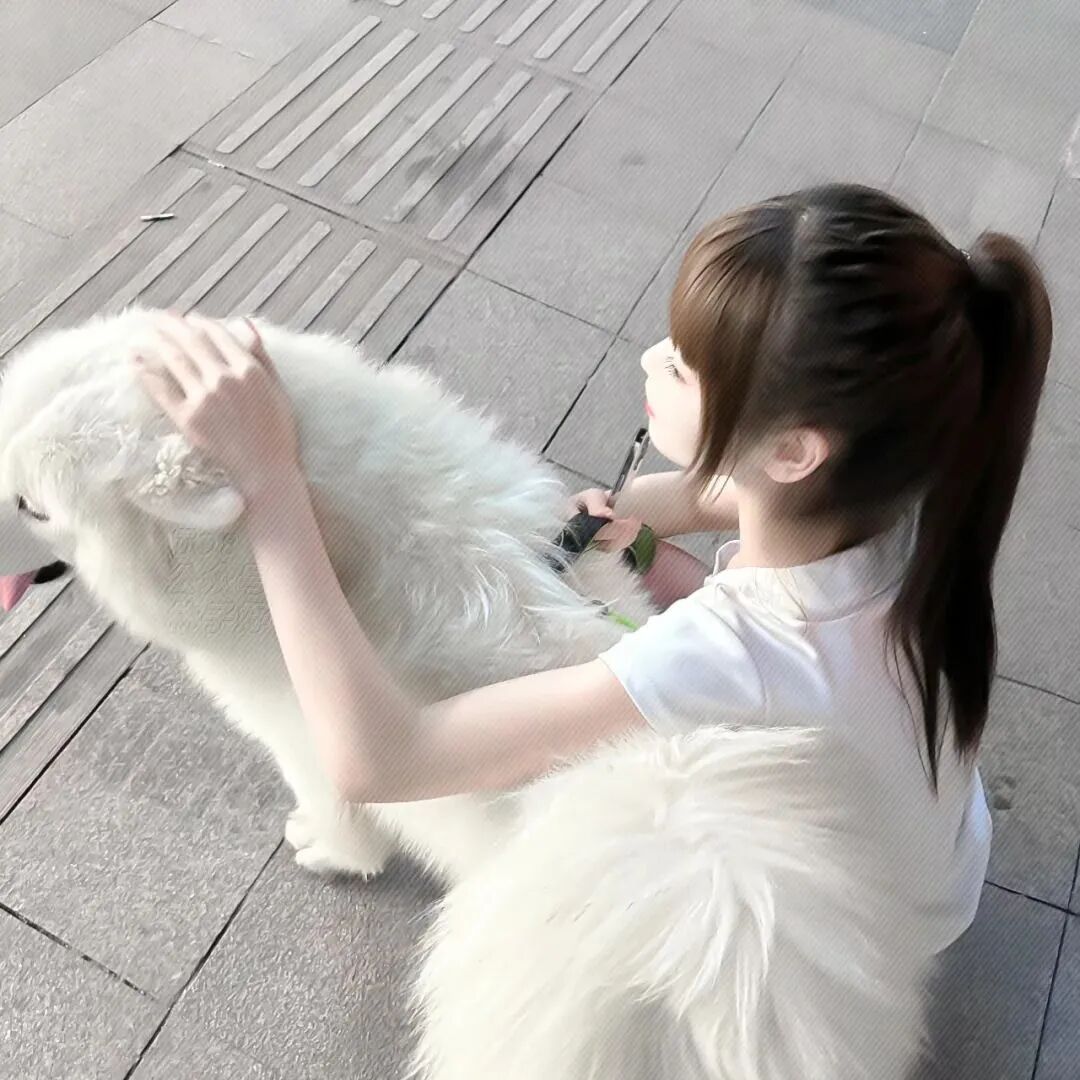 少萝侧脸女生头像