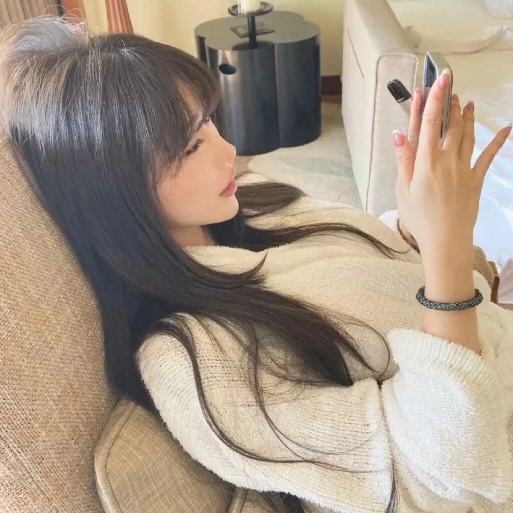 温柔侧脸女生头像