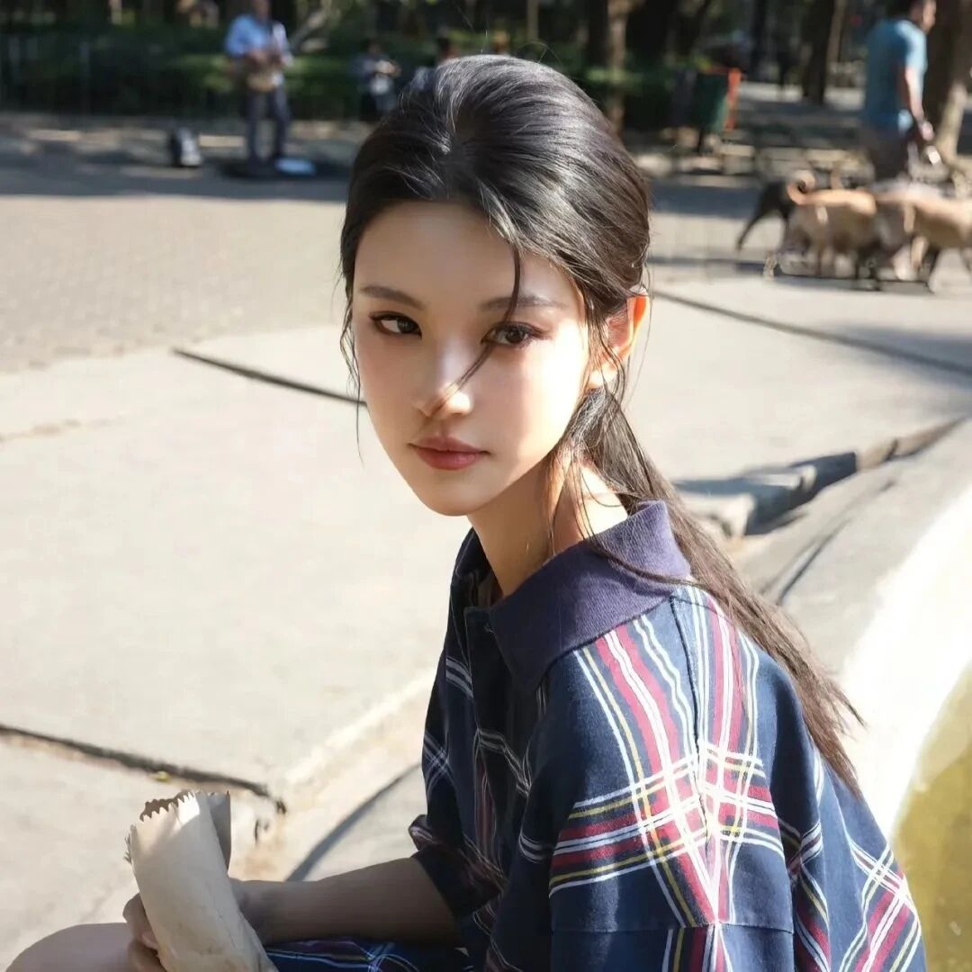 御姐女生头像