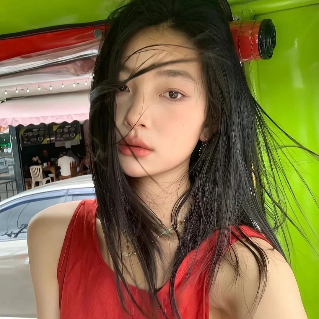御姐女生头像