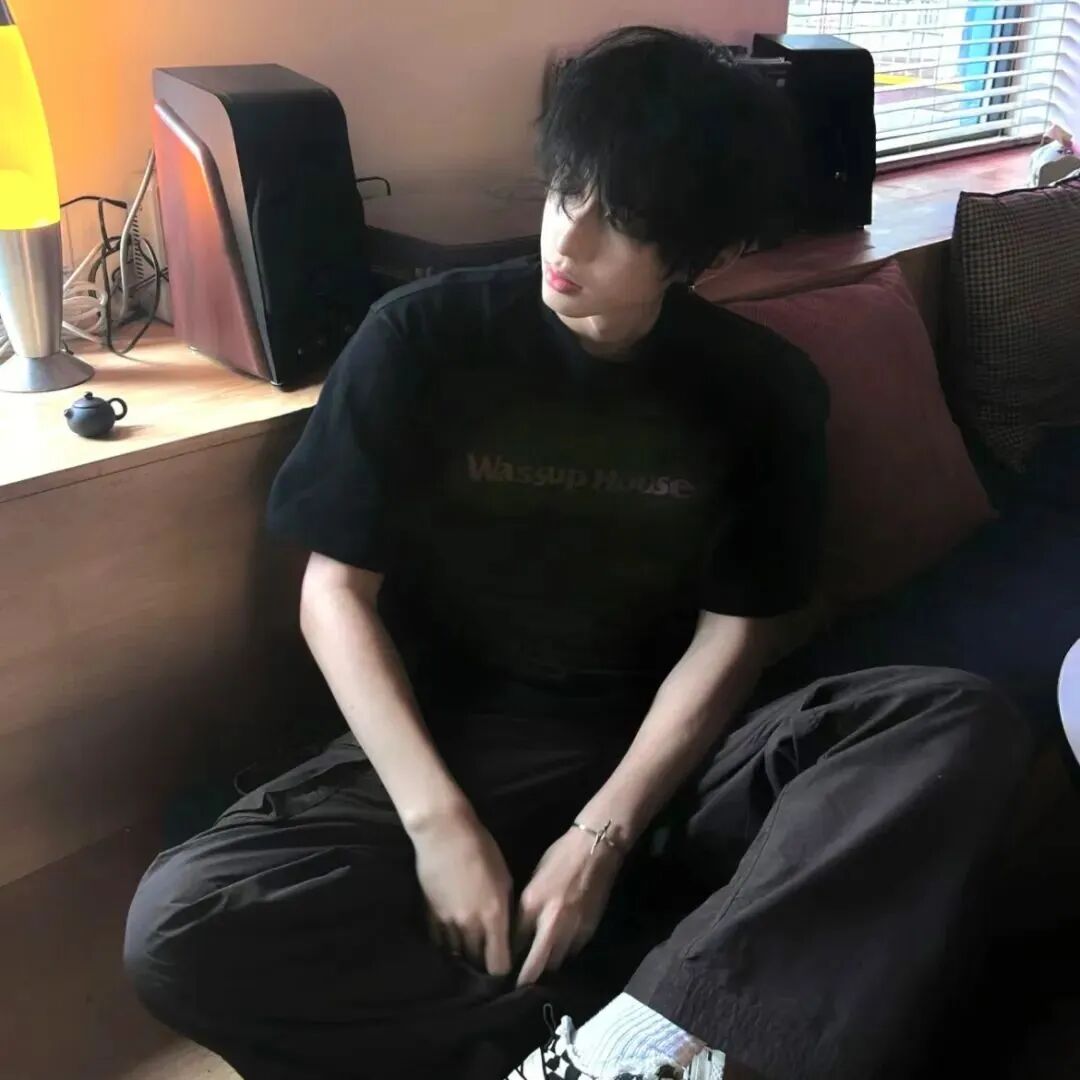 痞帅男生头像