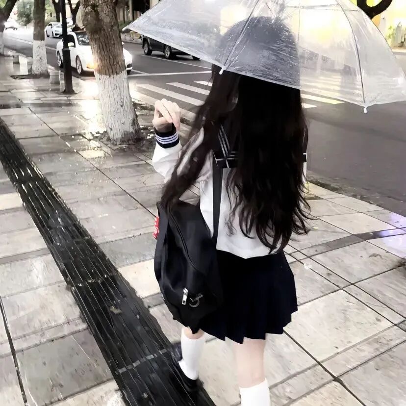 jk制服撑伞纯欲不露脸女生头像
