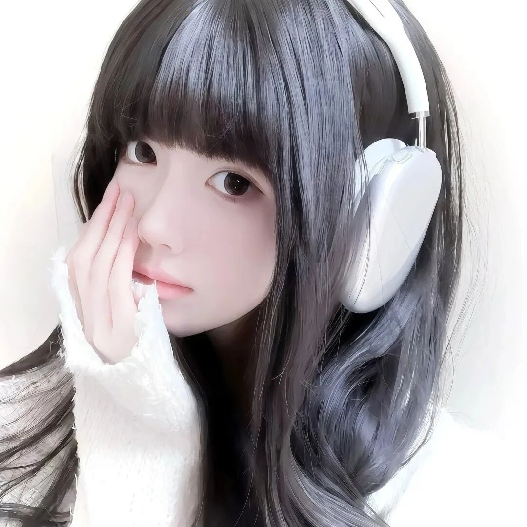 戴耳机甜妹女生头像