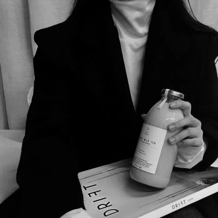 女生 女生头像 女头 氛围感 氛围感头像 不露脸 不露脸头像