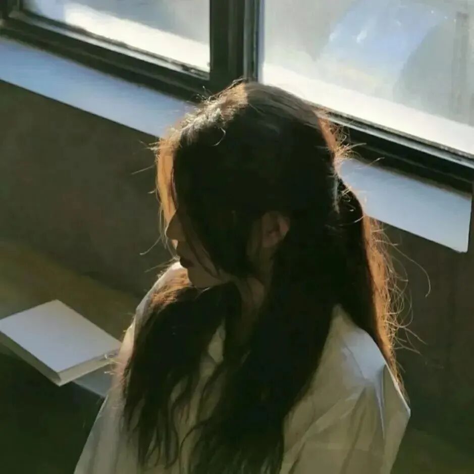 女生 女生头像 女头 氛围感 氛围感头像 不露脸 不露脸头像