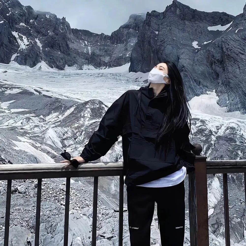 女生 女生头像 女头 氛围感 氛围感头像 不露脸 不露脸头像