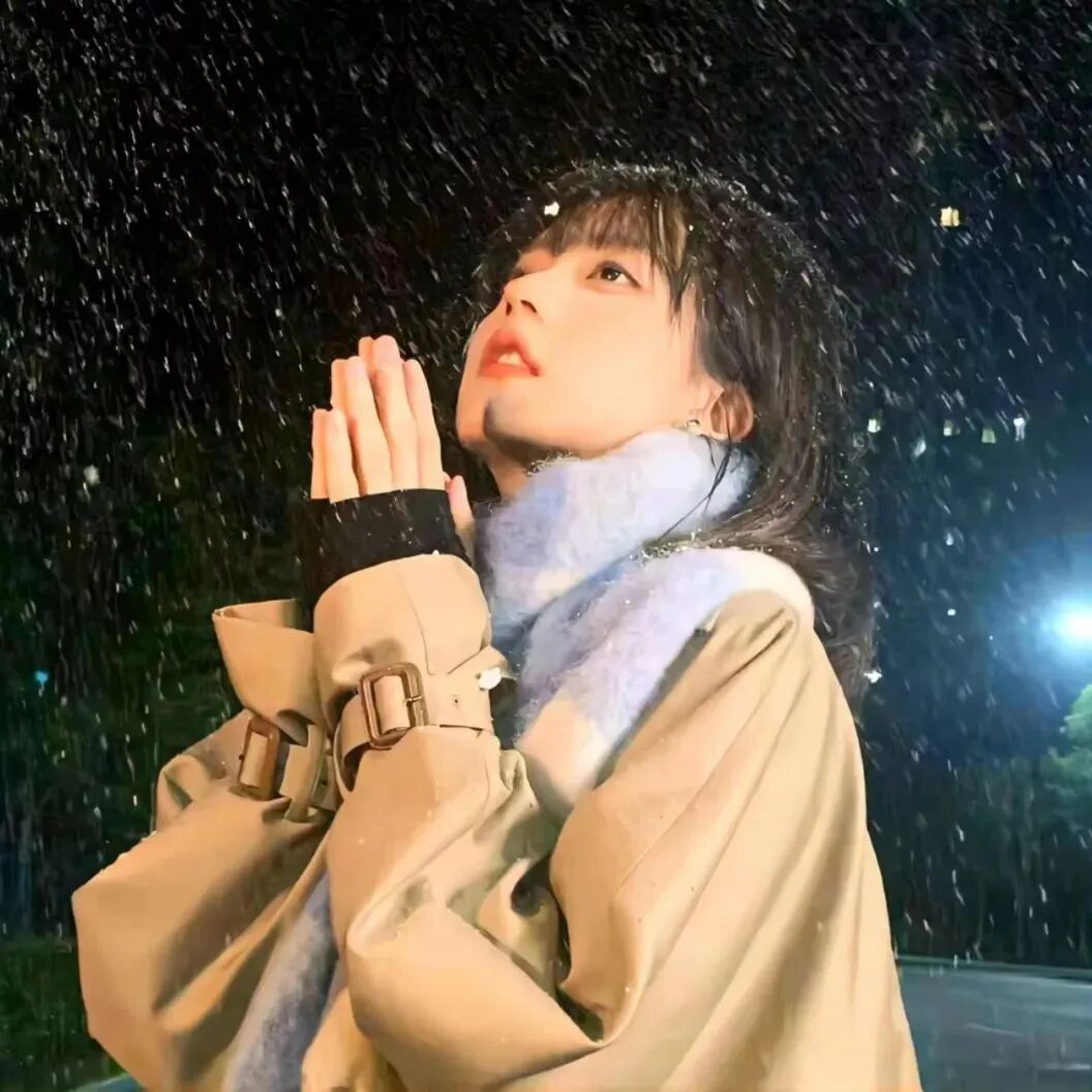 女生 女生头像 女头 氛围感 氛围感头像