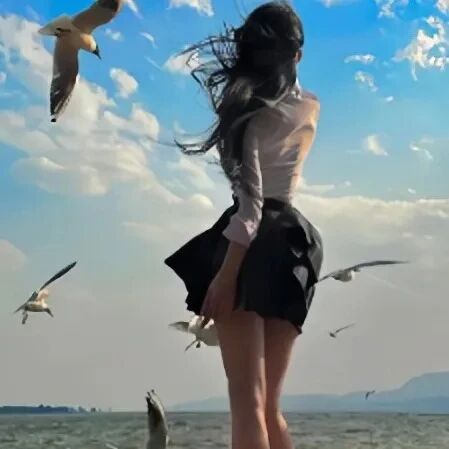海边气质jk制服背影不露脸女生头像