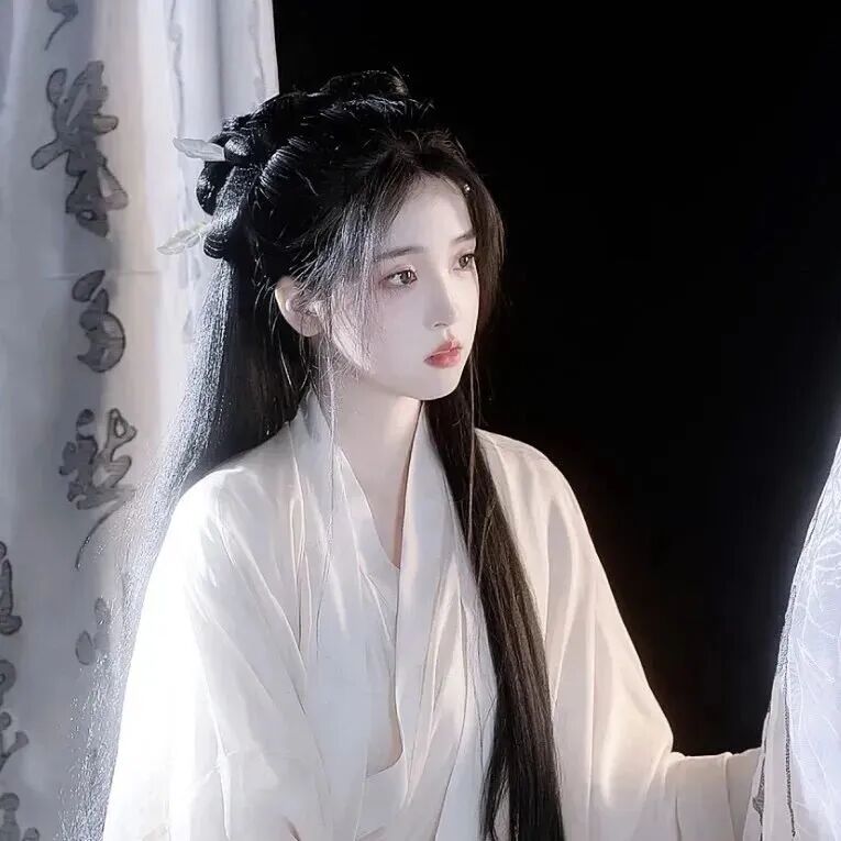 新中式女生头像