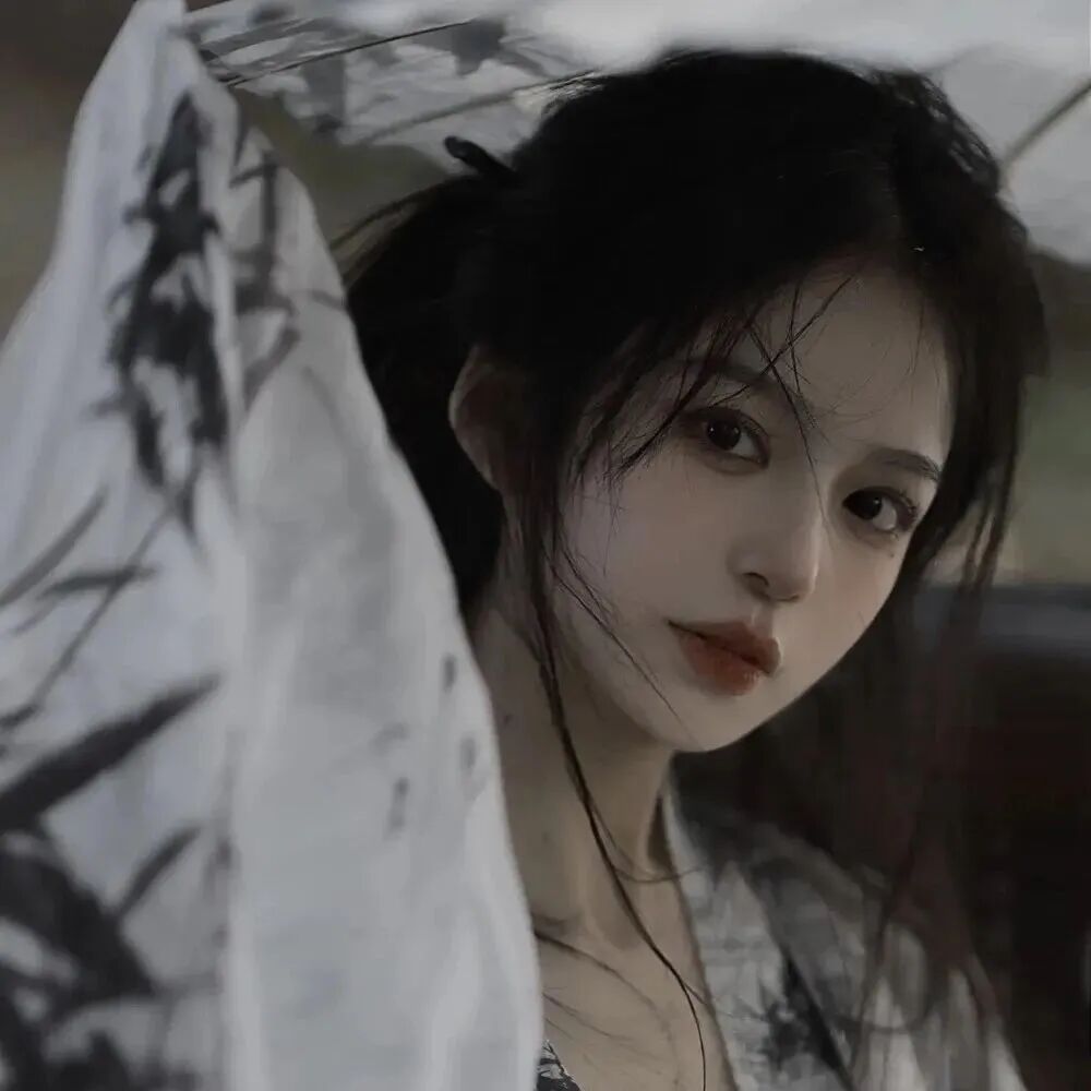 新中式女生头像