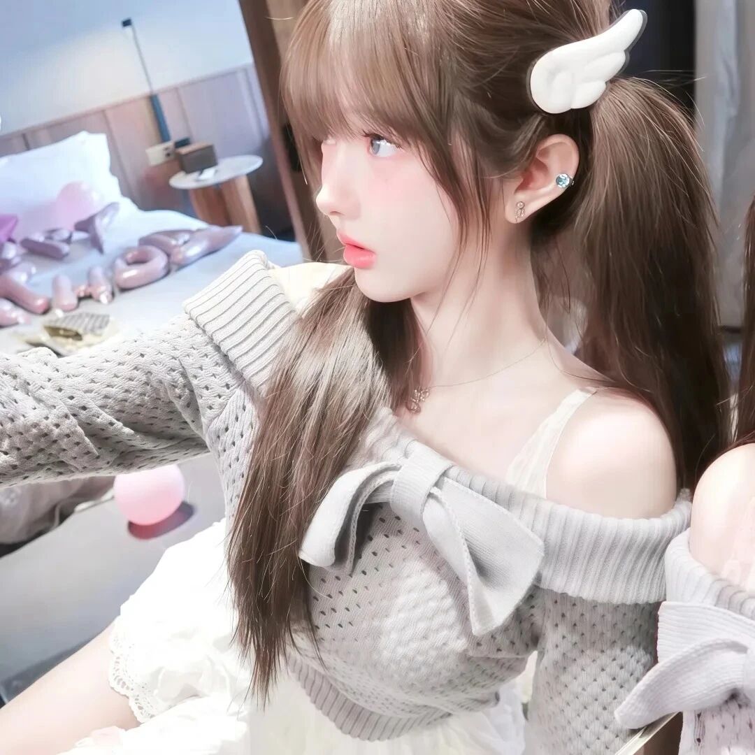 少萝侧脸女生头像