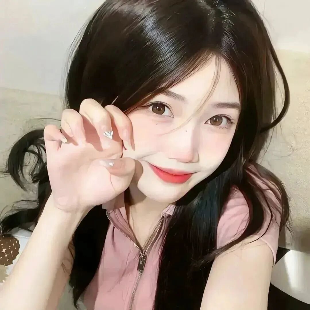 手势甜妹女生头像