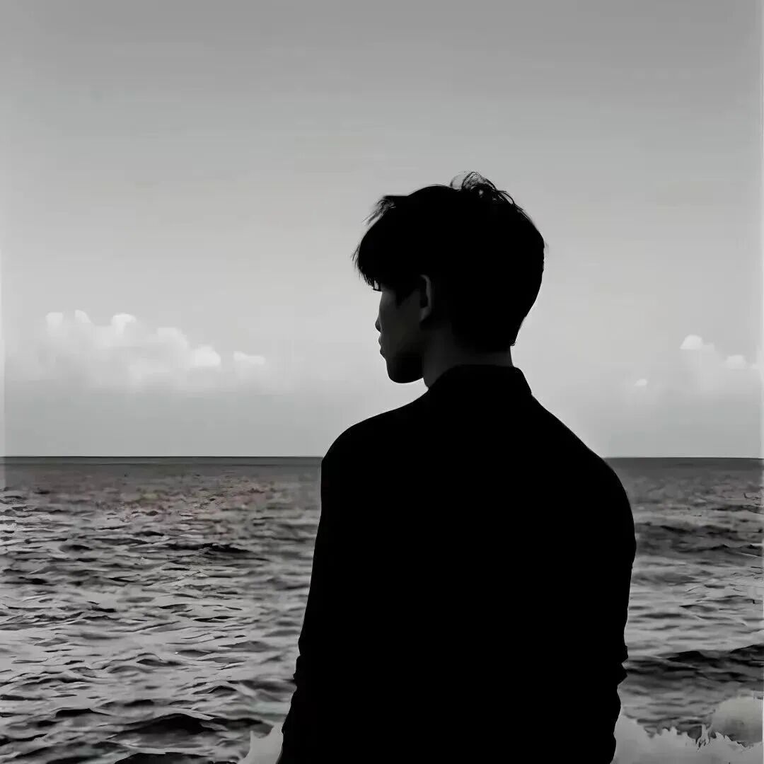 uiyvkldsfrbbanlv黑白海边不明显真人情侣头像