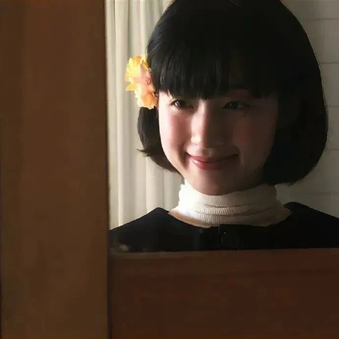 温柔爱笑女生头像