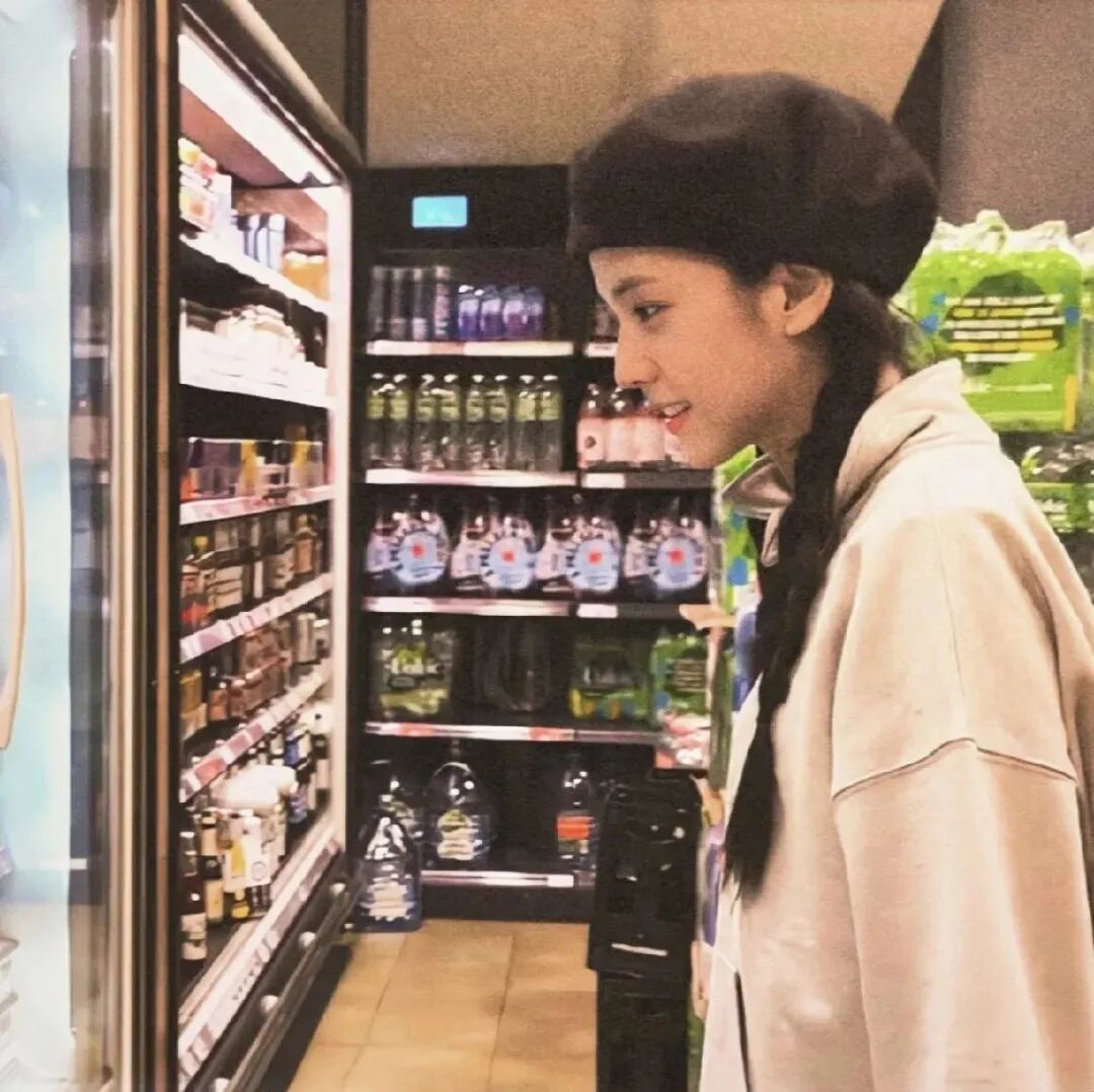 jisoo金智秀爱豆侧脸女生头像