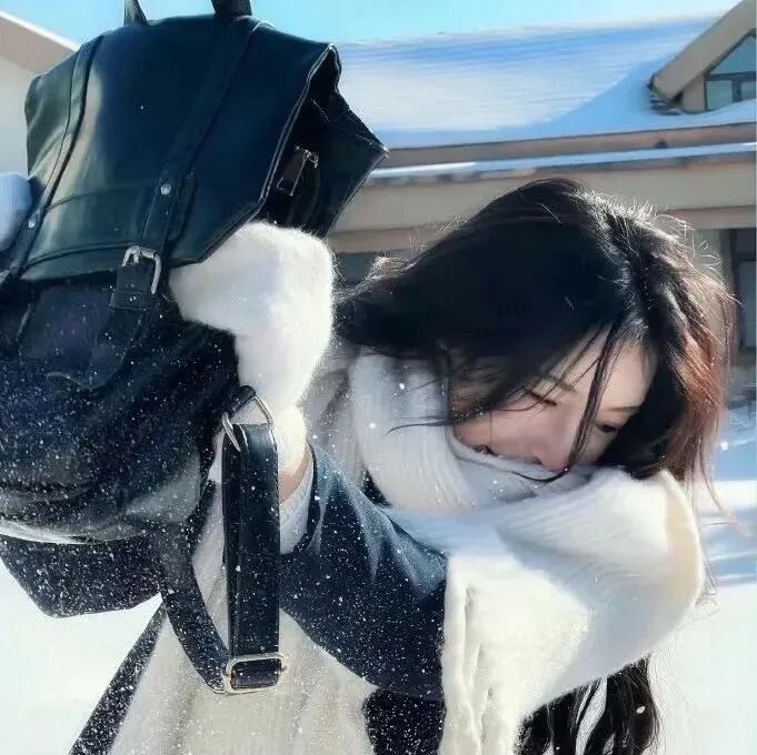 冬天温柔女生头像