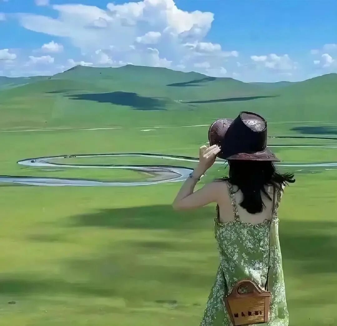 小清新背影不露脸女生头像