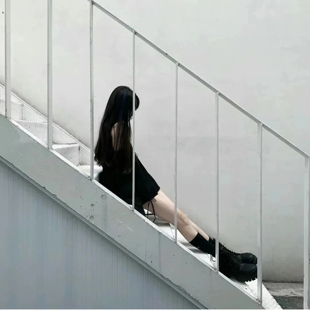 beisinsshishanduiyou背影四人闺蜜头像真人闺蜜头像