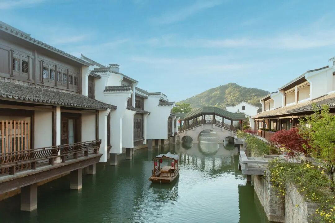 德胧酒店集团通兑套餐春节不加价199元含早温泉亲子