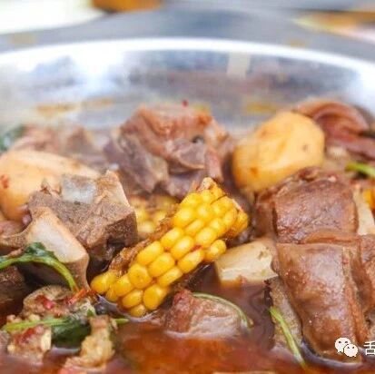 被南方人多次吐槽的4种美食，北方人却津津有味，顿顿吃！