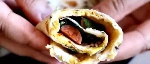 香味四溢的一道早餐，烙一烙5分钟上桌，暄软劲道，好吃有营养