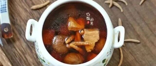 广东妈妈都爱用这食材来煲汤，孩子爱喝健脾胃，比人参更养人