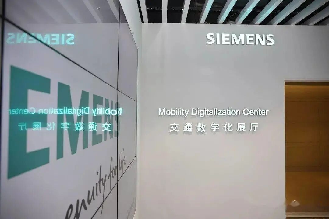 3-230R2141T5F9.jpg