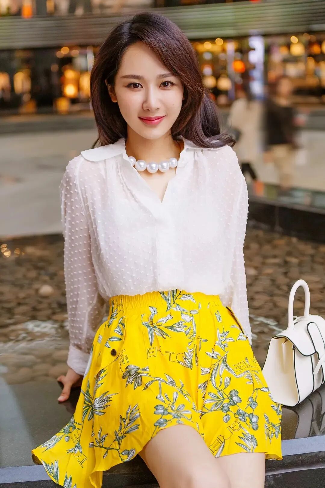 杨紫官宣喜讯,有了新身份!网友:难怪要缺席白玉兰颁奖