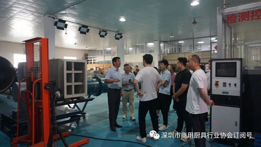 【协会动态】关爱行 | 粤深厨协会长张仁添带队走访参观会员企业