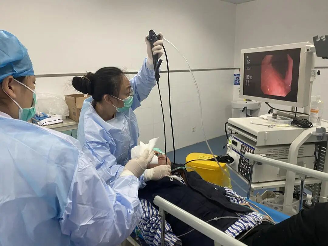 医讯怎么用【五院医讯】关于支气管镜的检查及治疗 ｜ 运用支气管镜技术处理“卡脖子”问题_https://www.jmylbn.com_新闻资讯_第4张