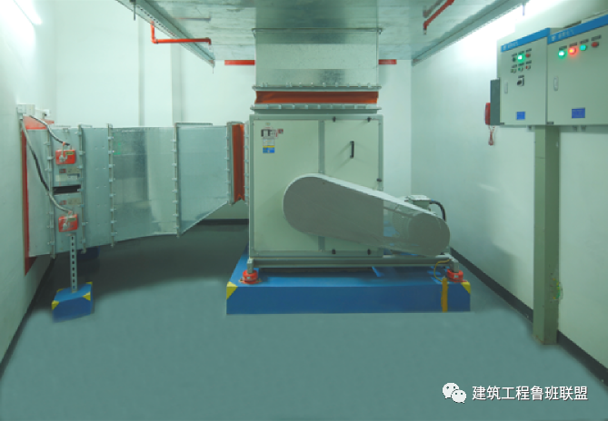 风机房布置科学合理,设备监控机房布置整洁美观.