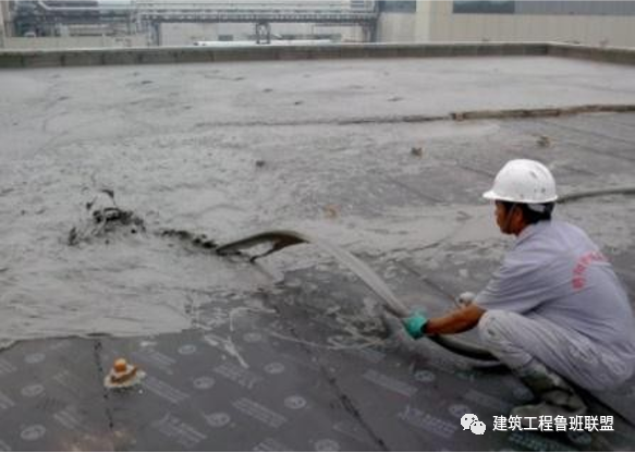 屋面保温的三种做法：现浇、铺贴、喷涂(图9)