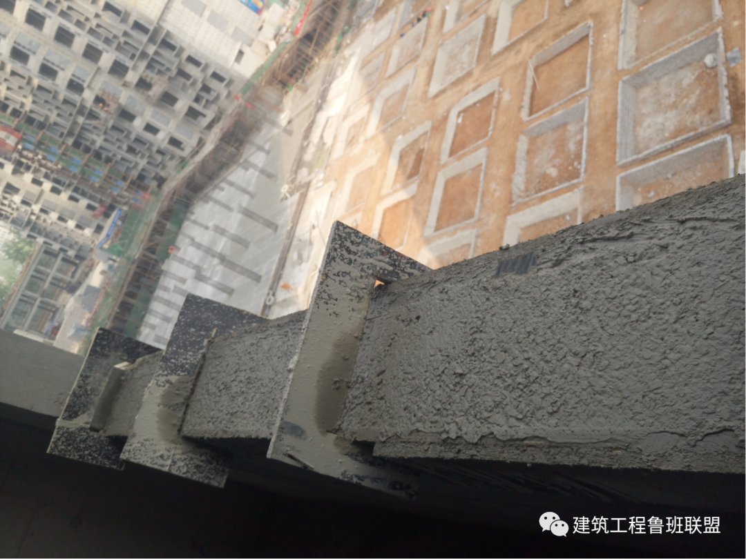 后浇窗台压顶如何施工？现场示例！的图6